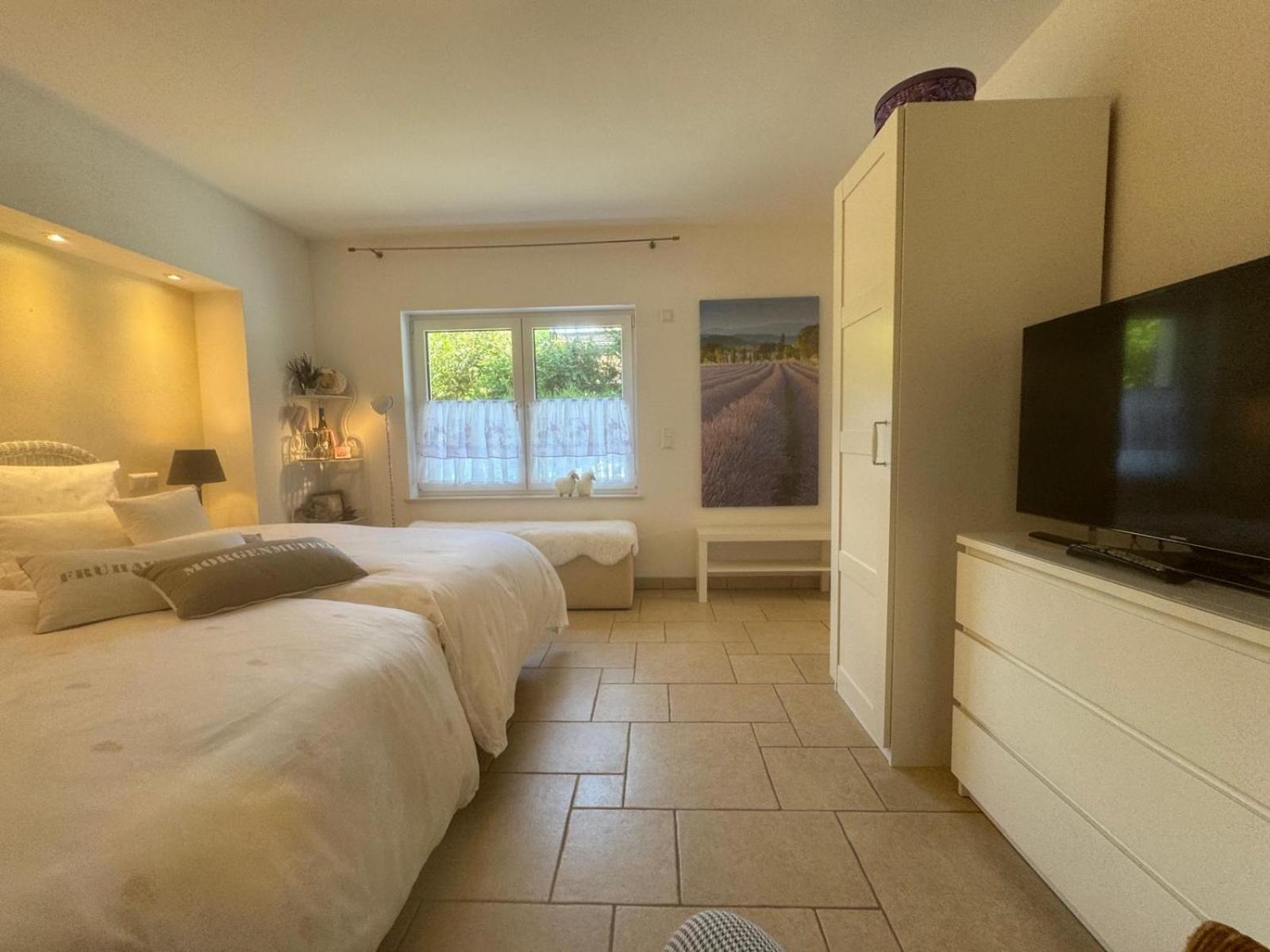 Gaestehaus Ina-Maria, Apartments Obernhof Zewnętrze zdjęcie